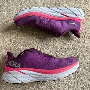 Hoka Clifton 8